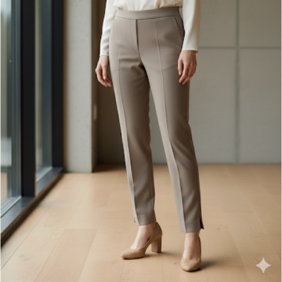 Brunello Cucinelli Pants - Brunello Cucinelli
Cotton Slim-Fit Cropped Pants